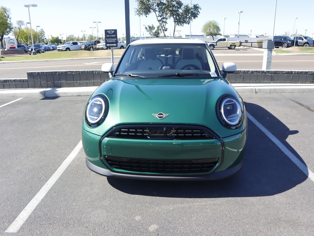 2025 Mini Cooper Signature photo 2