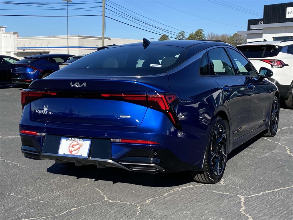 2025 Kia K5 GT-Line photo 4