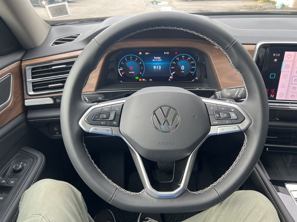 2026 Volkswagen Atlas SE Technology photo 28