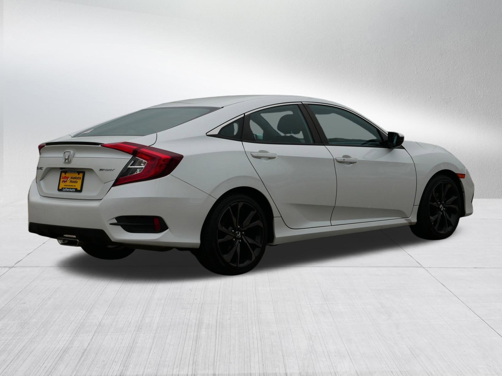 2019 Honda Civic Sport photo 7