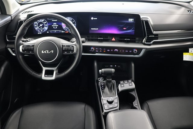 2023 Kia Sportage photo 2