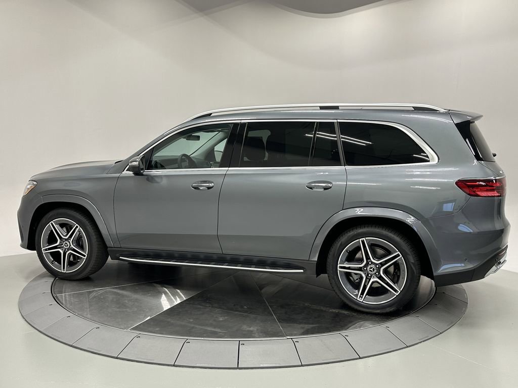 2026 Mercedes Benz GLS 450 4MATIC photo 5