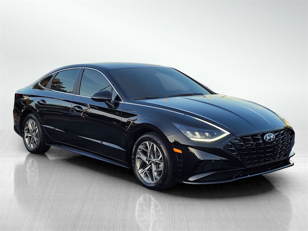 2023 Hyundai Sonata SEL photo 2