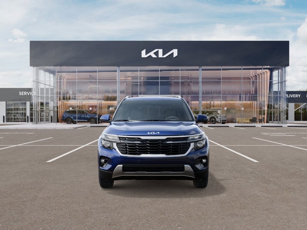 2026 Kia Seltos EX photo 8
