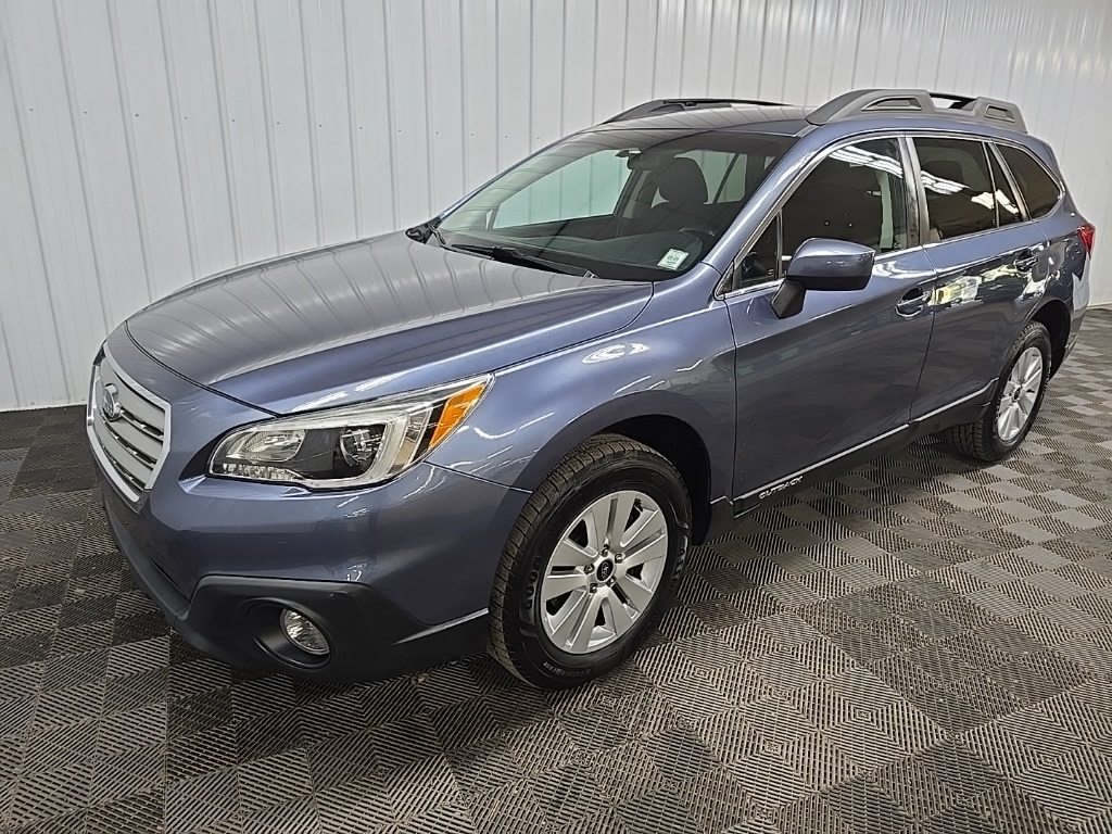 2015 Subaru Outback 2.5i Premium photo 8