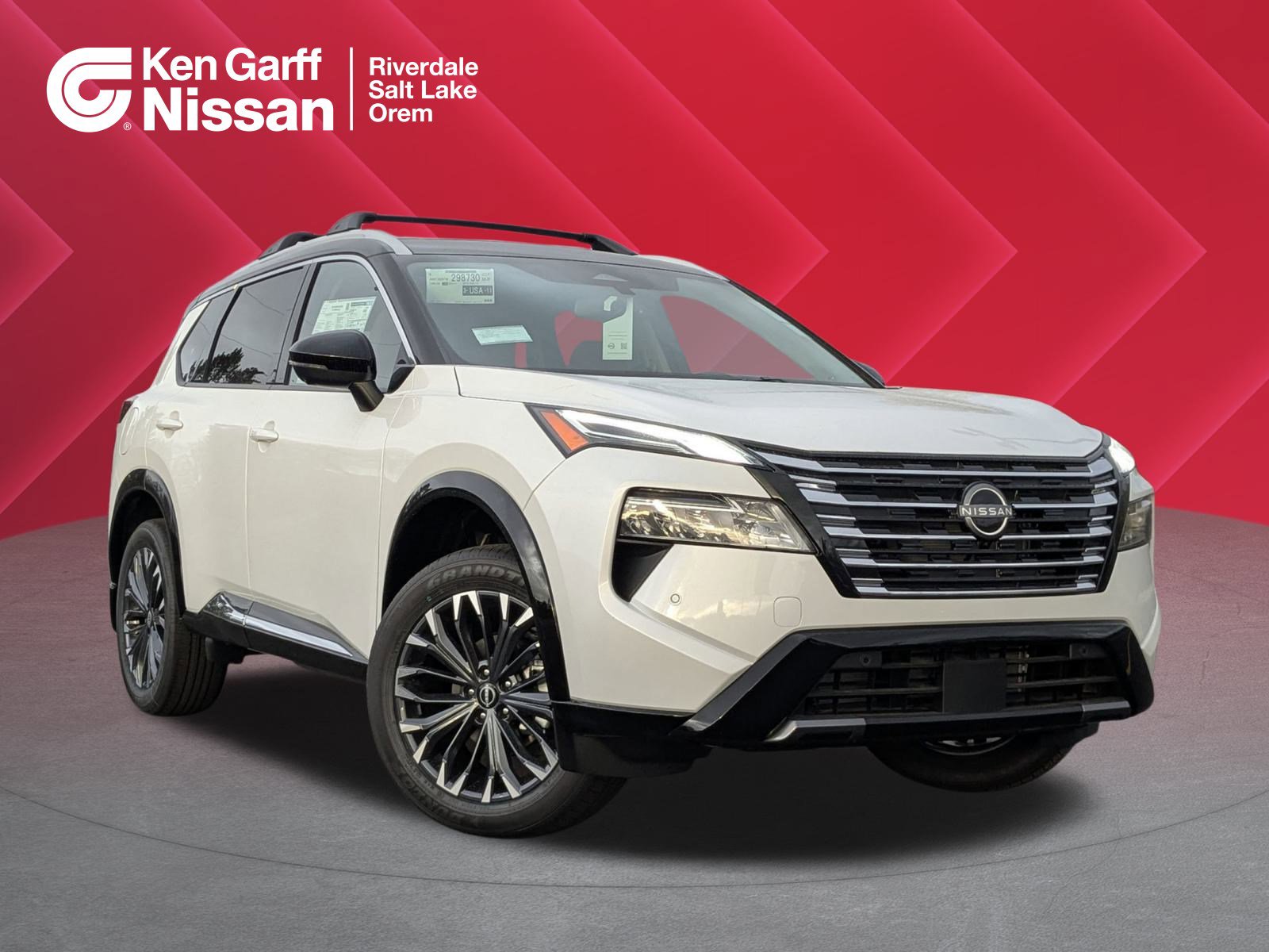 2026 Nissan Rogue Platinum's photo