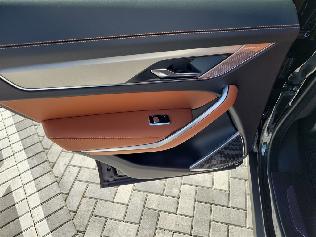 2026 Jaguar F-PACE P250 R-Dynamic S photo 21