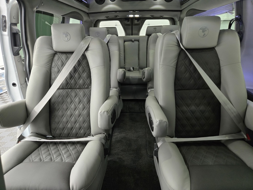 2024 Ford Transit Van photo 37