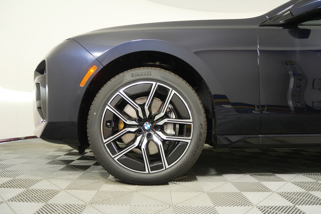 2025 Bmw 740i photo 6