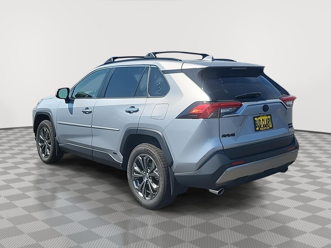 2024 Toyota RAV4 Hybrid Limited photo 3