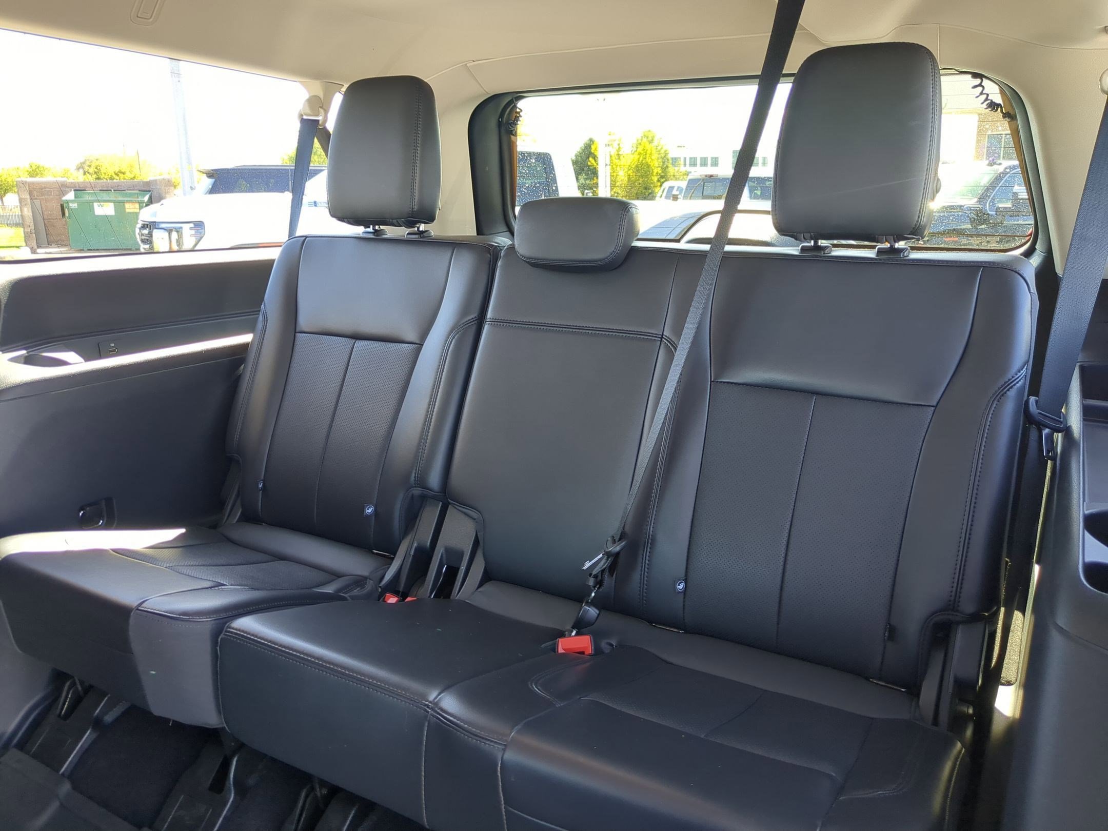 2024 Ford Expedition MAX XLT photo 19