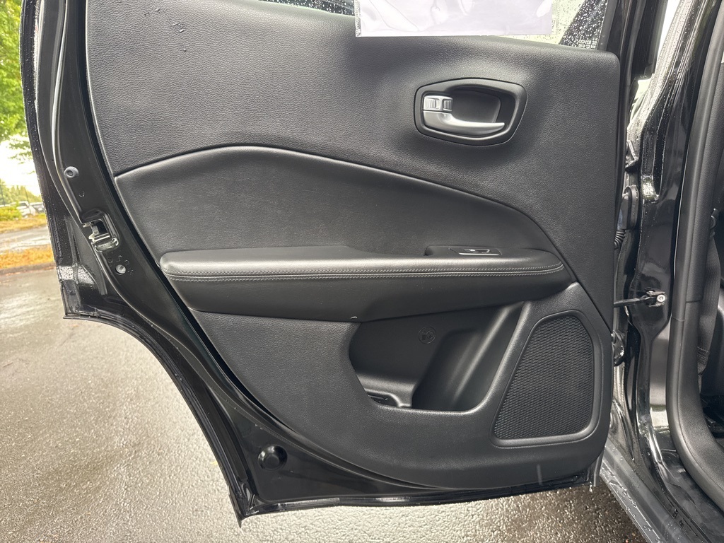 2020 Jeep Compass Altitude photo 10