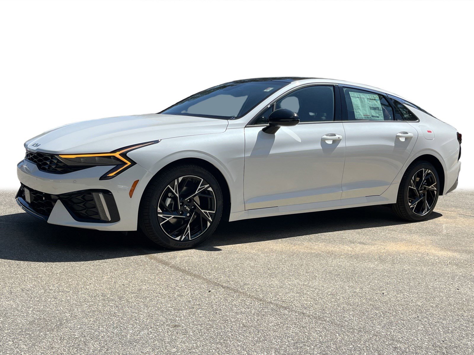 2025 Kia K5 GT-Line photo 4