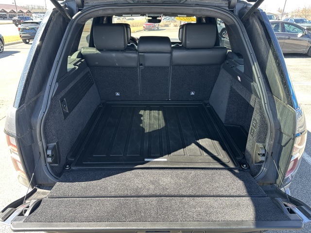 2022 Land Rover Range Rover P525 HSE HSE Westminster Edition photo 18