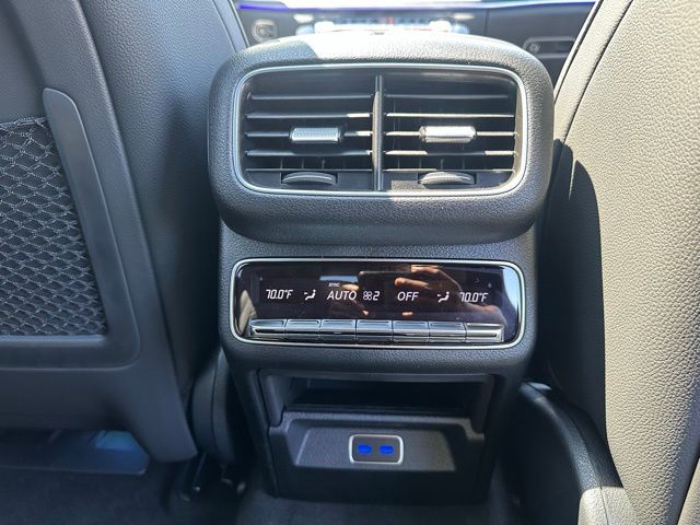 2025 Mercedes Benz GLE 450 4MATIC photo 22