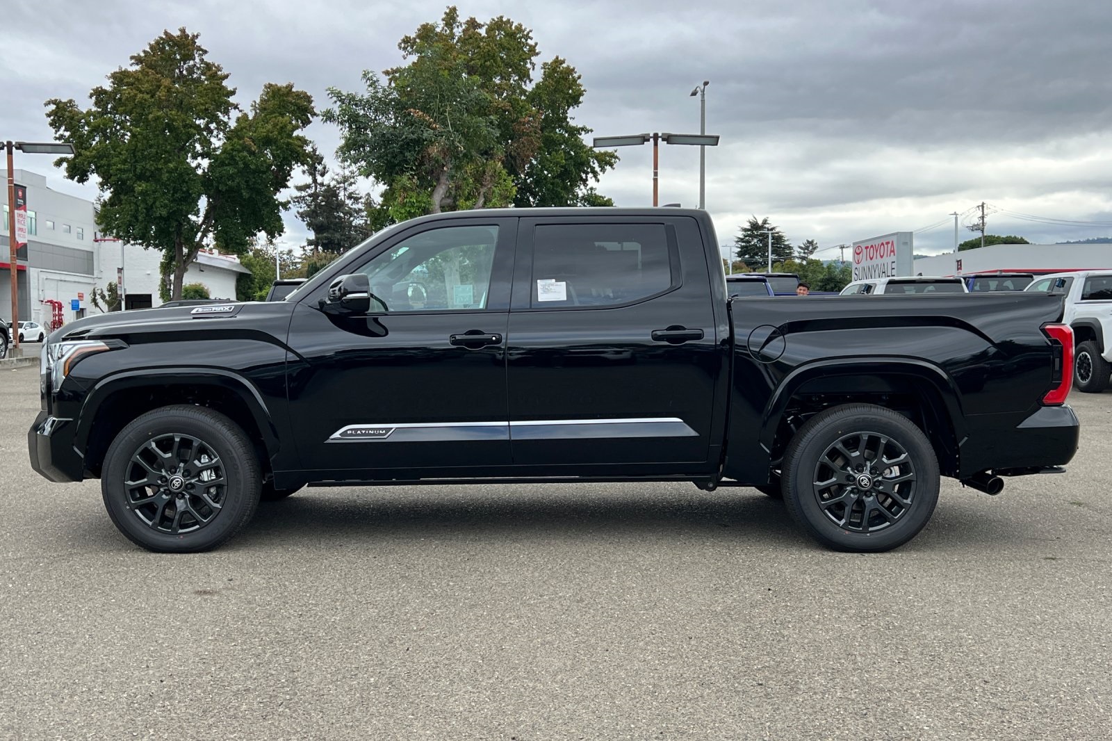 2026 Toyota Tundra Platinum CrewMax photo 6