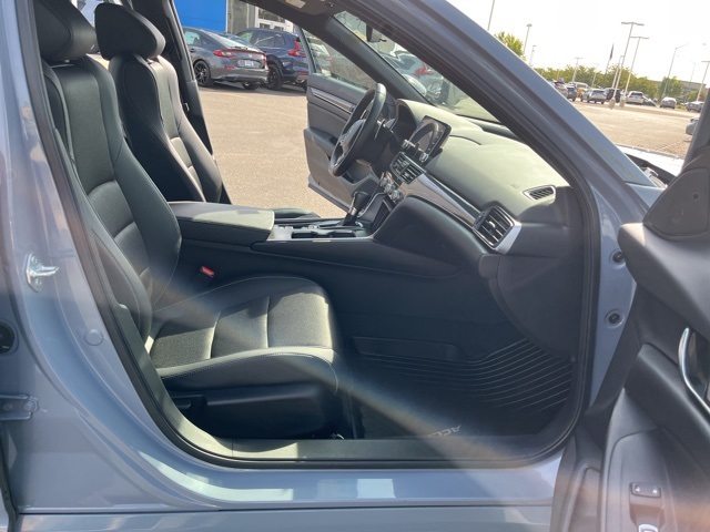 2022 Honda Accord Sport photo 19