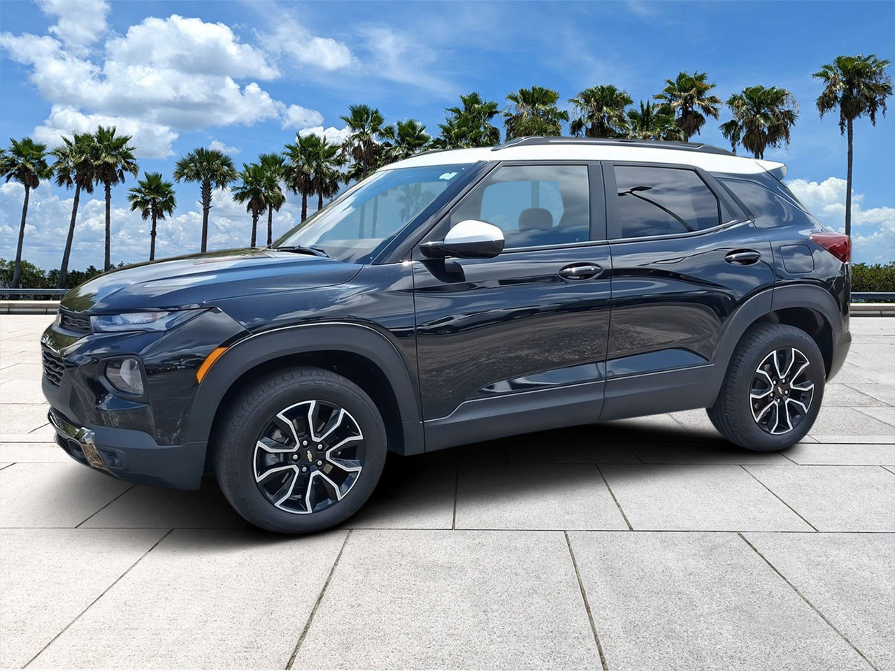 2023 Chevrolet Trailblazer ACTIV photo 2