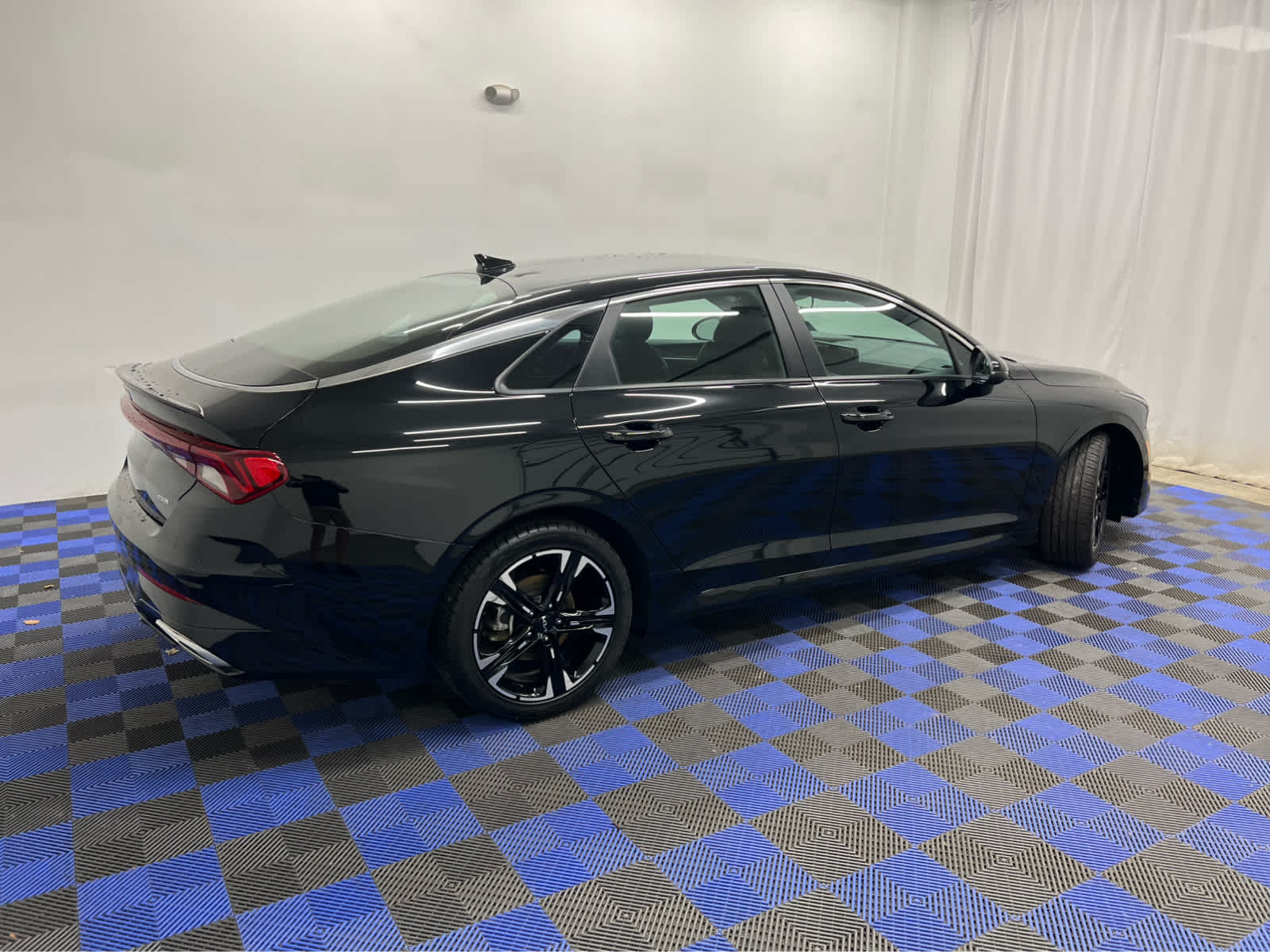2024 Kia K5 GT-Line photo 12