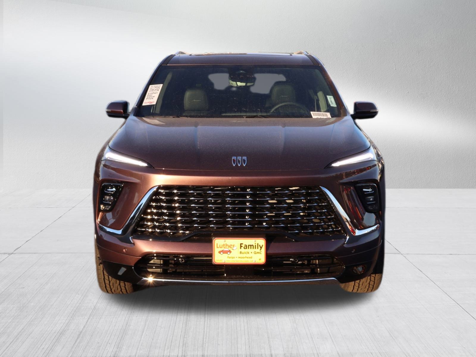 2026 Buick Enclave Avenir photo 2