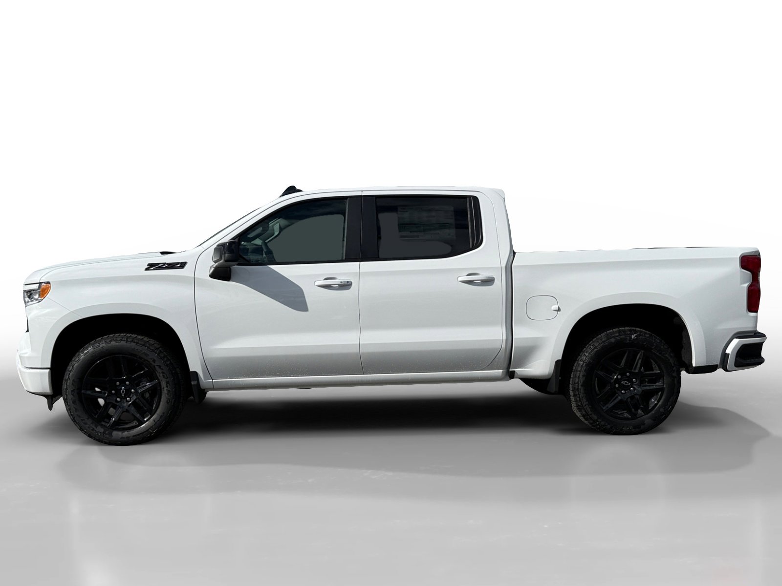 2025 Chevrolet Silverado 1500 RST photo 2