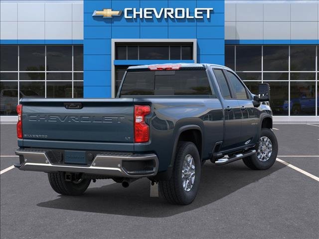 2026 Chevrolet Silverado LT photo 4