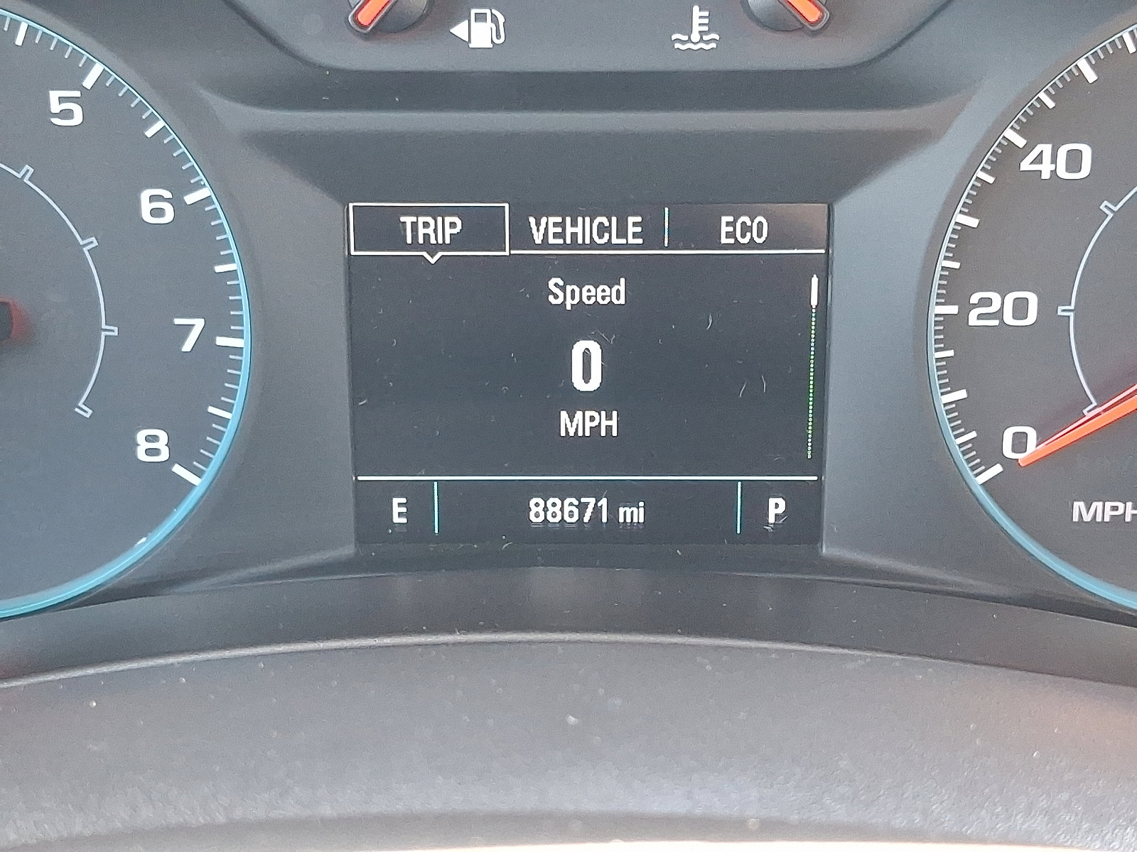 2020 Chevrolet Equinox LS photo 19