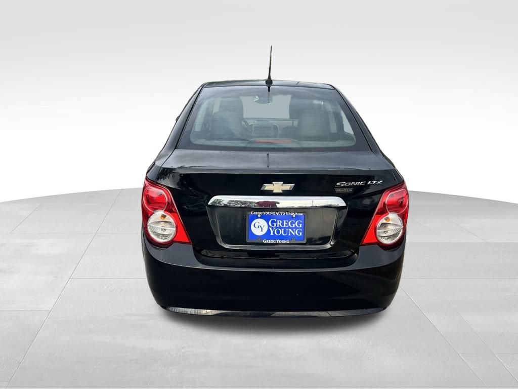 2012 Chevrolet Sonic LTZ photo 3