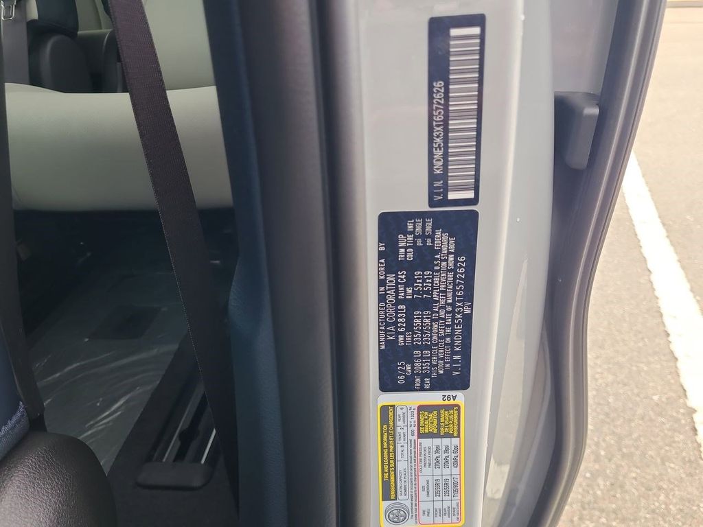 2026 Kia Carnival SX Prestige photo 31