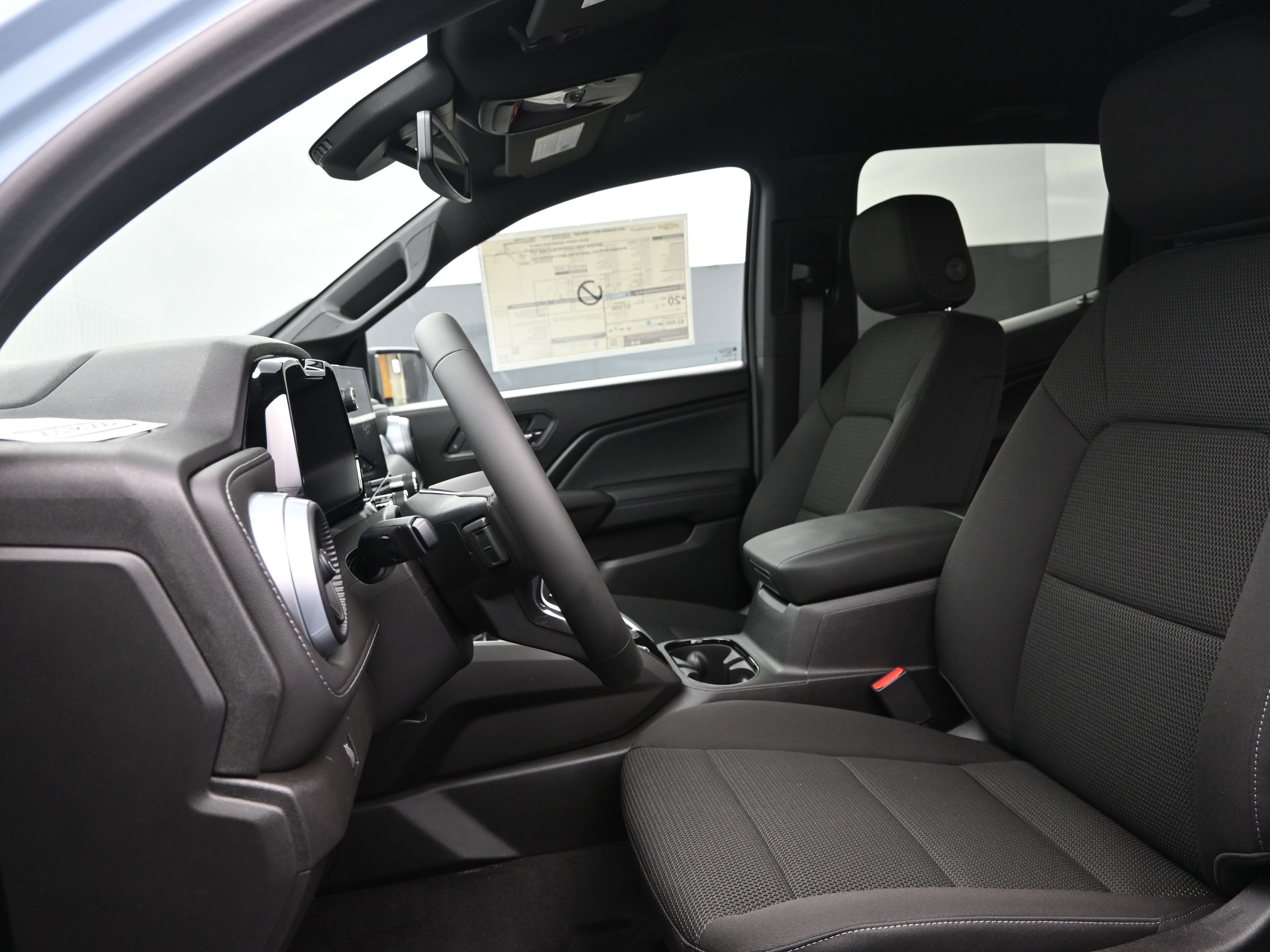 2025 Chevrolet Colorado Work Truck LT photo 9