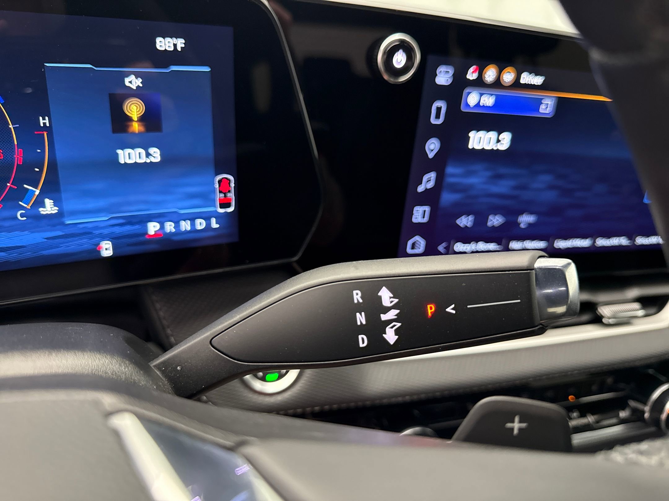 2025 Chevrolet Equinox LT photo 34