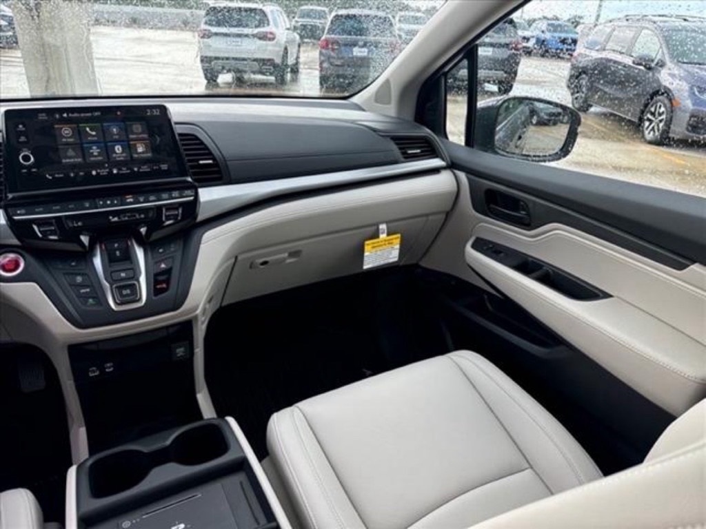 2026 Honda Odyssey EX-L photo 14