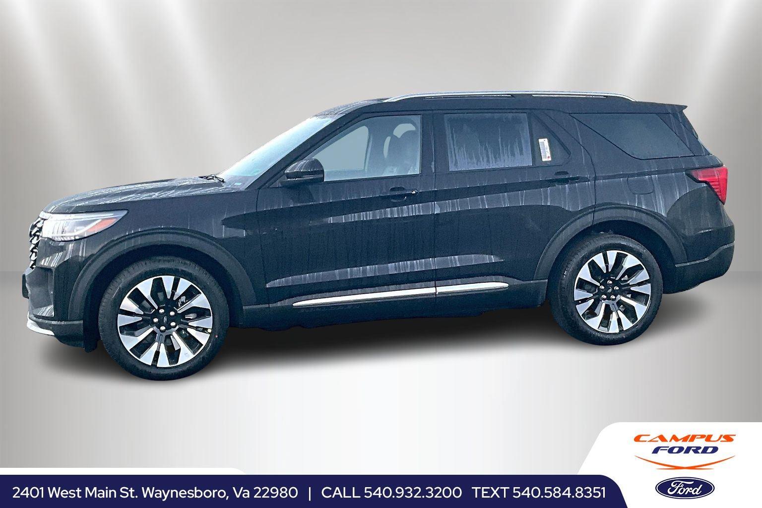 2026 Ford Explorer Platinum's photo
