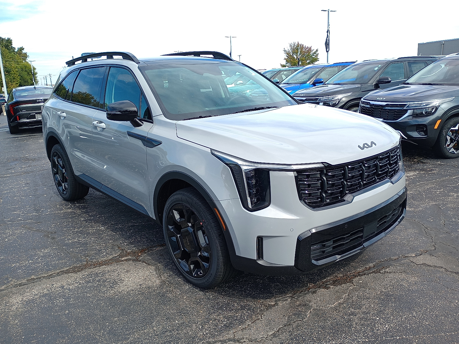 2026 Kia Sorento X-Line EX's photo
