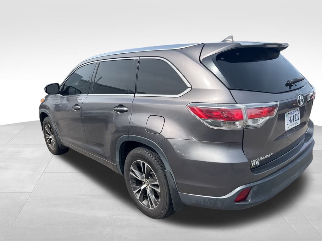 2016 Toyota Highlander XLE photo 5