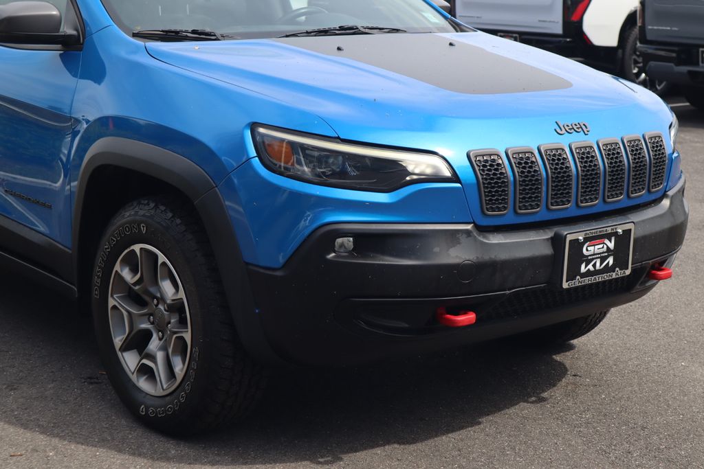 2020 Jeep Cherokee Trailhawk photo 2