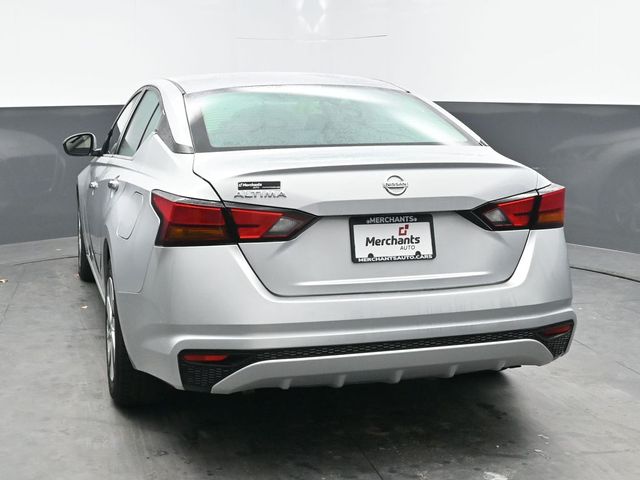 2021 Nissan Altima 2.5 S photo 4