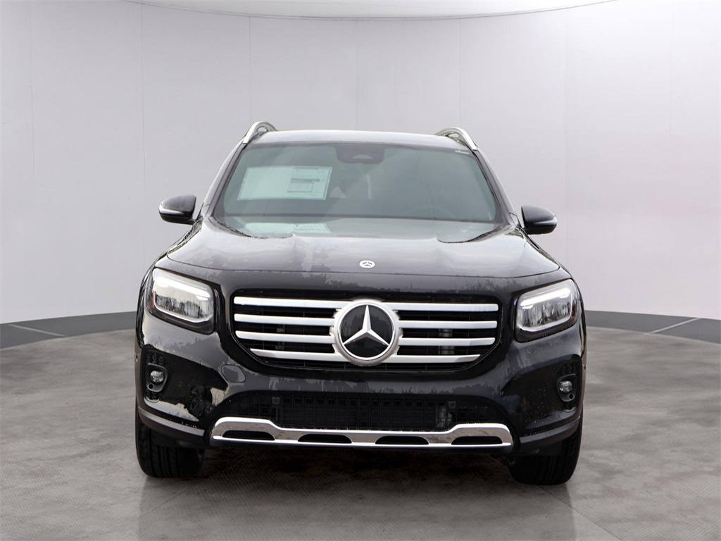 2025 Mercedes Benz GLB 250 4MATIC photo 2