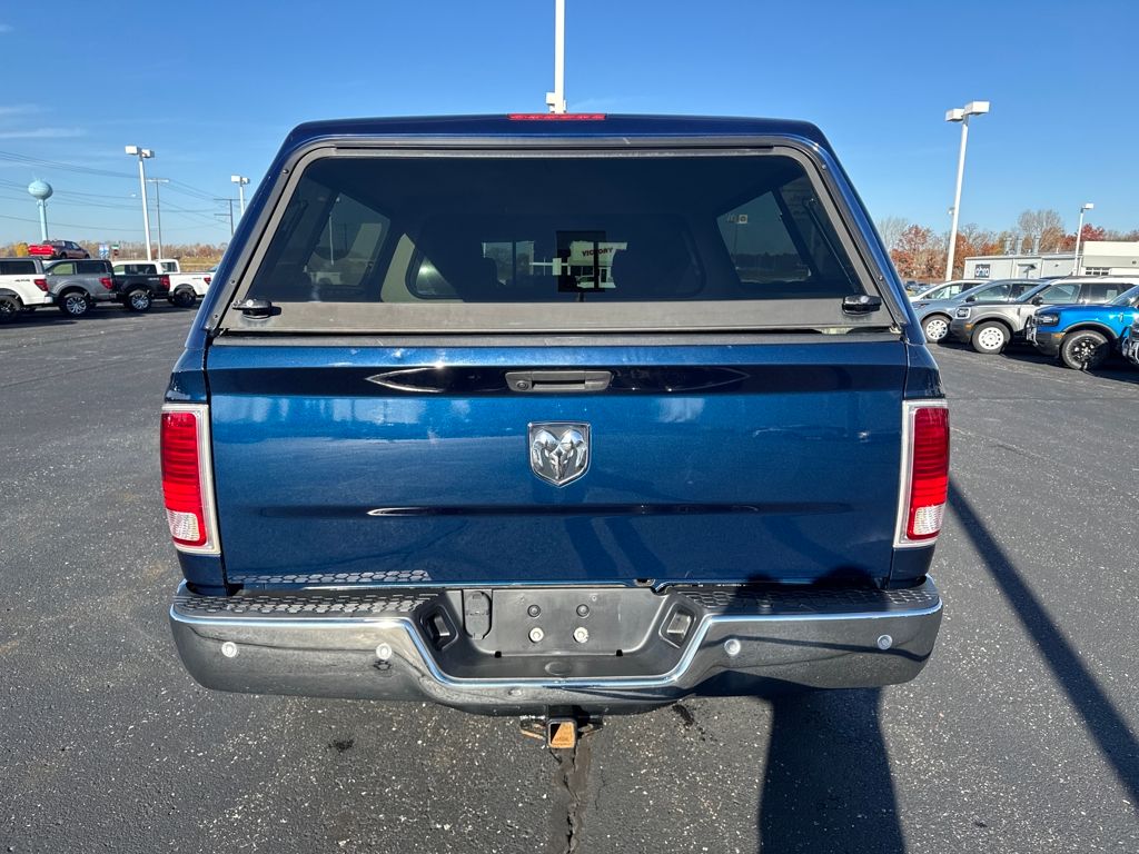 2020 Ram 1500 Classic SLT photo 4