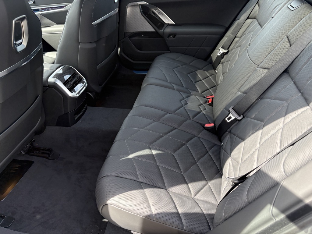 2025 Bmw i7 xDrive60 photo 17