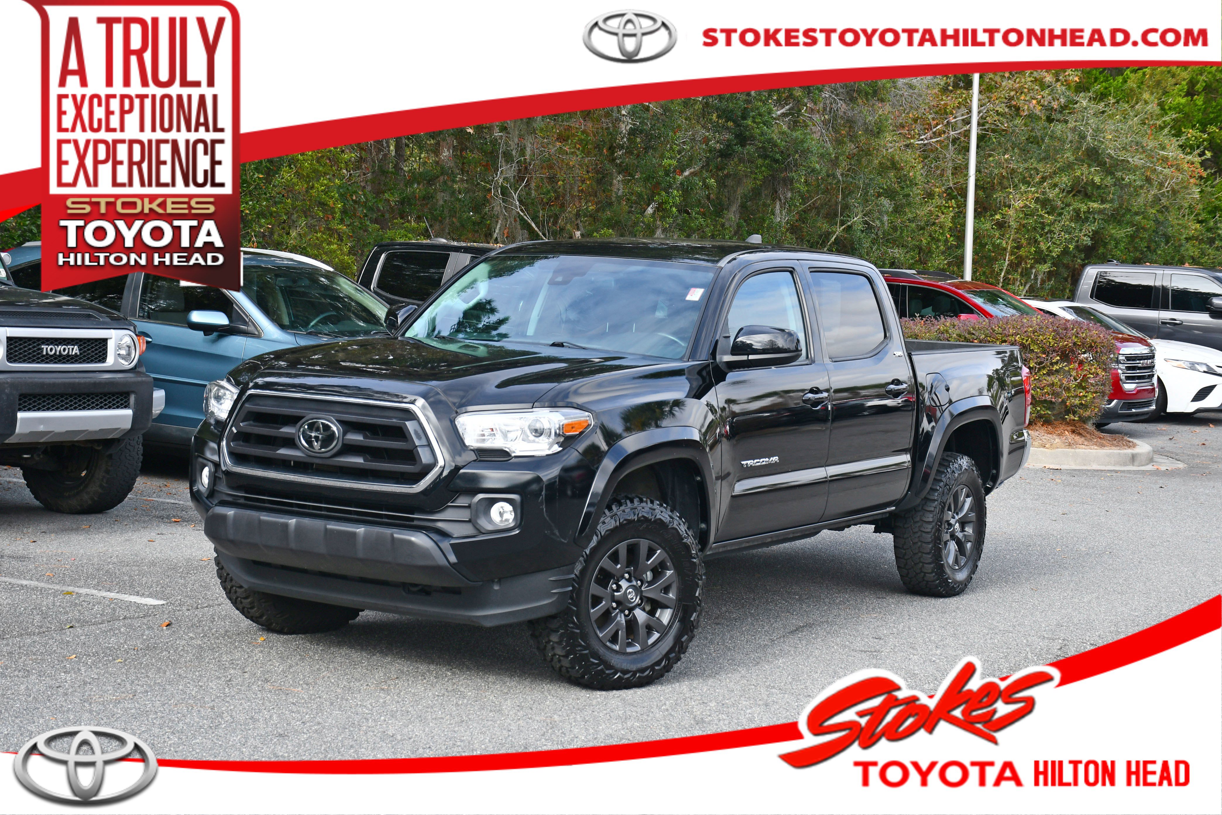 2022 Toyota Tacoma SR5's photo