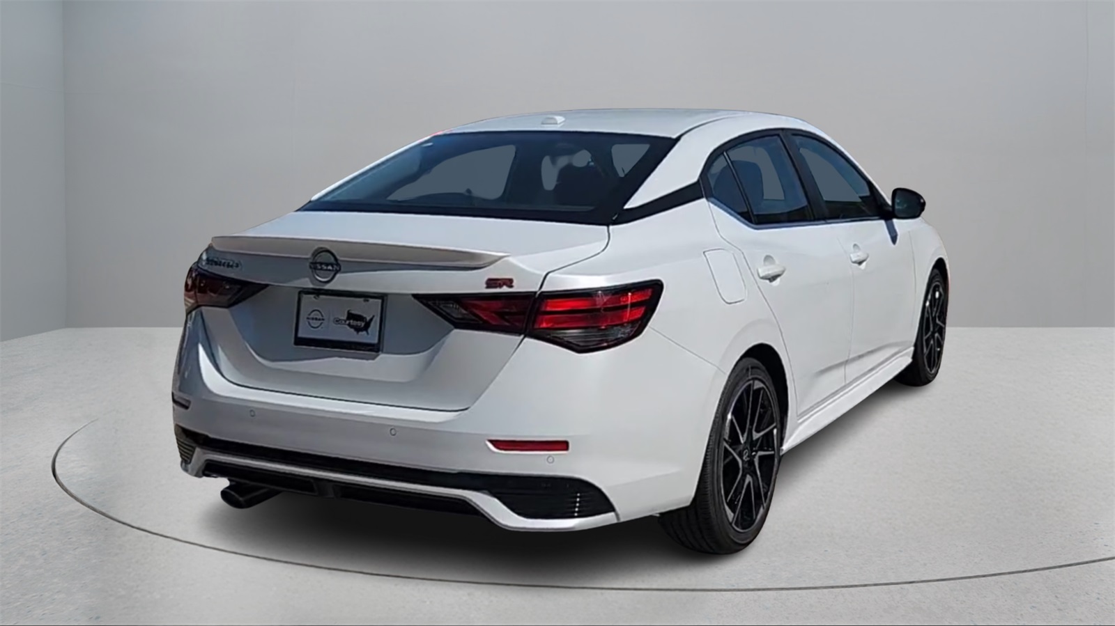 2025 Nissan Sentra SR photo 4