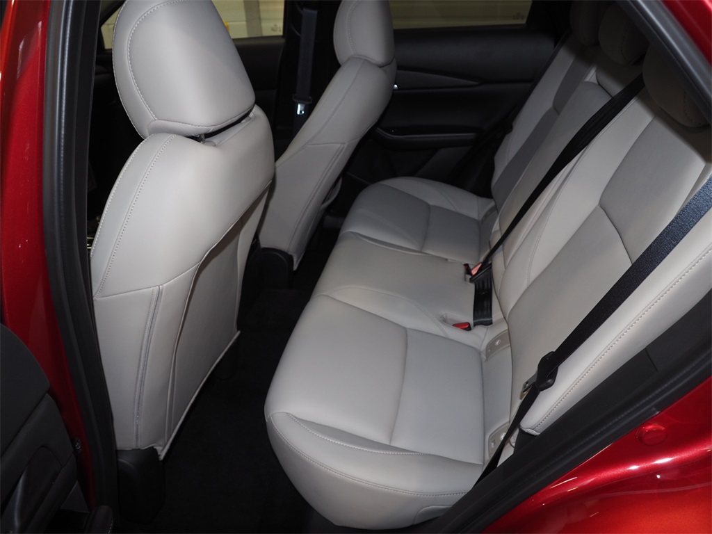 2025 Mazda CX-30 2.5 S Preferred photo 4
