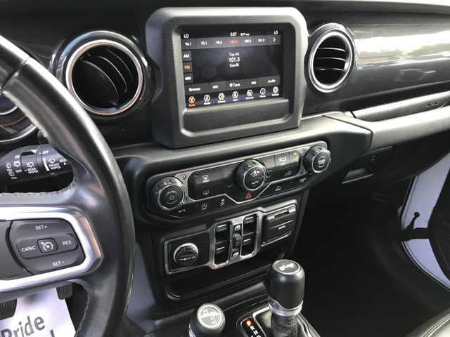 2021 Jeep Wrangler Unlimited Sahara Altitude photo 14