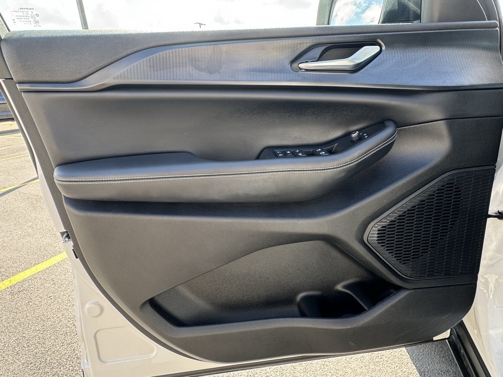 2023 Jeep Grand Cherokee Laredo photo 20