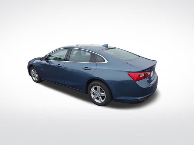 2024 Chevrolet Malibu 1LT photo 3