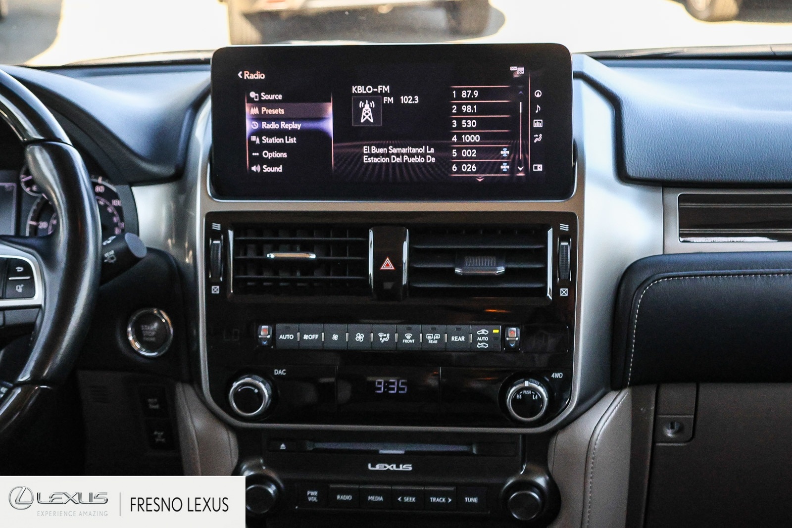 2022 Lexus GX 460 photo 16