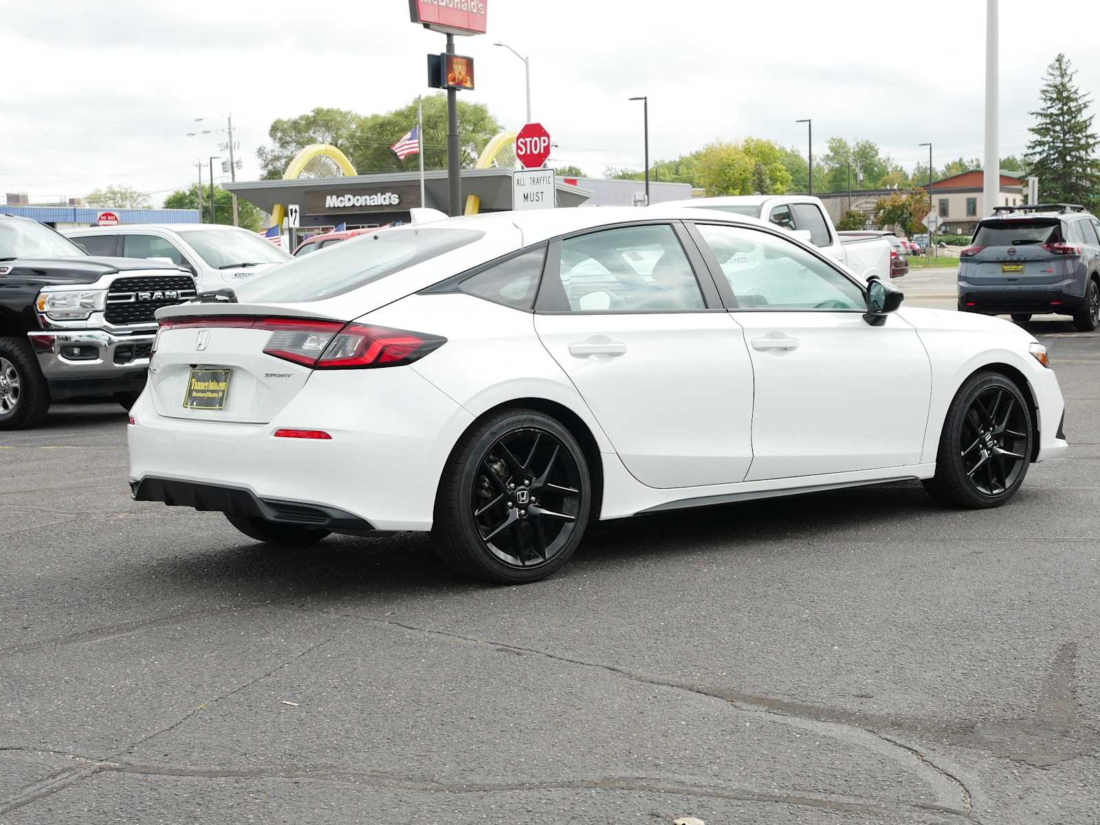 2024 Honda Civic Hatchback Sport photo 6