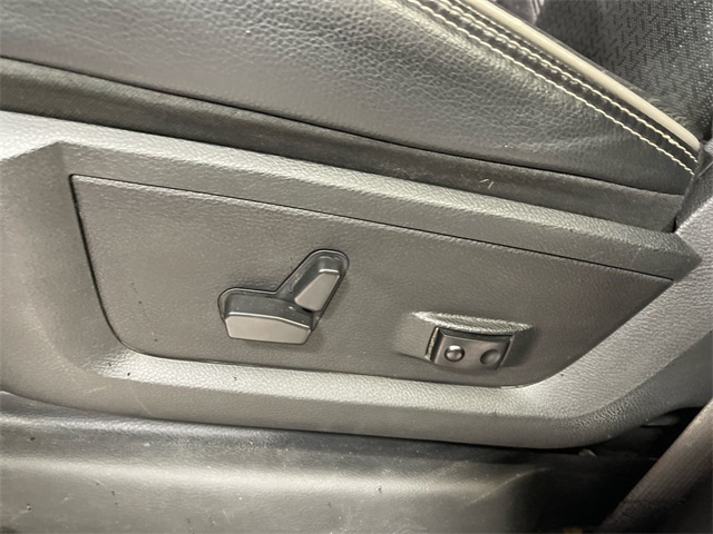 2021 Ram 3500 Laramie photo 12