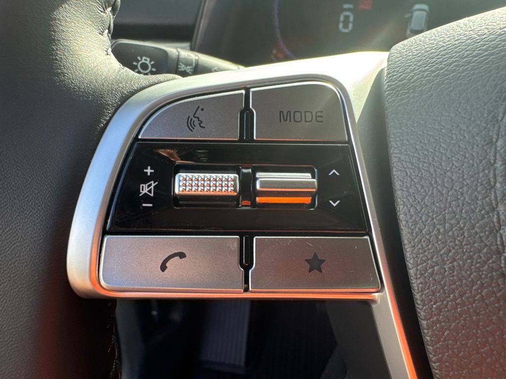 2025 Kia Telluride LX photo 24